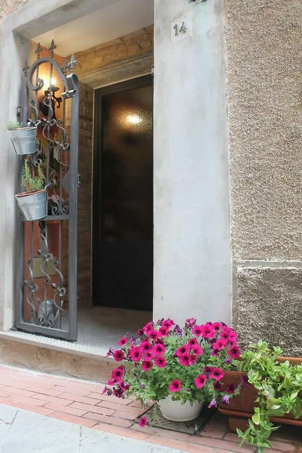 La Casina Di Via Cresci, 14 Apartment Montaione